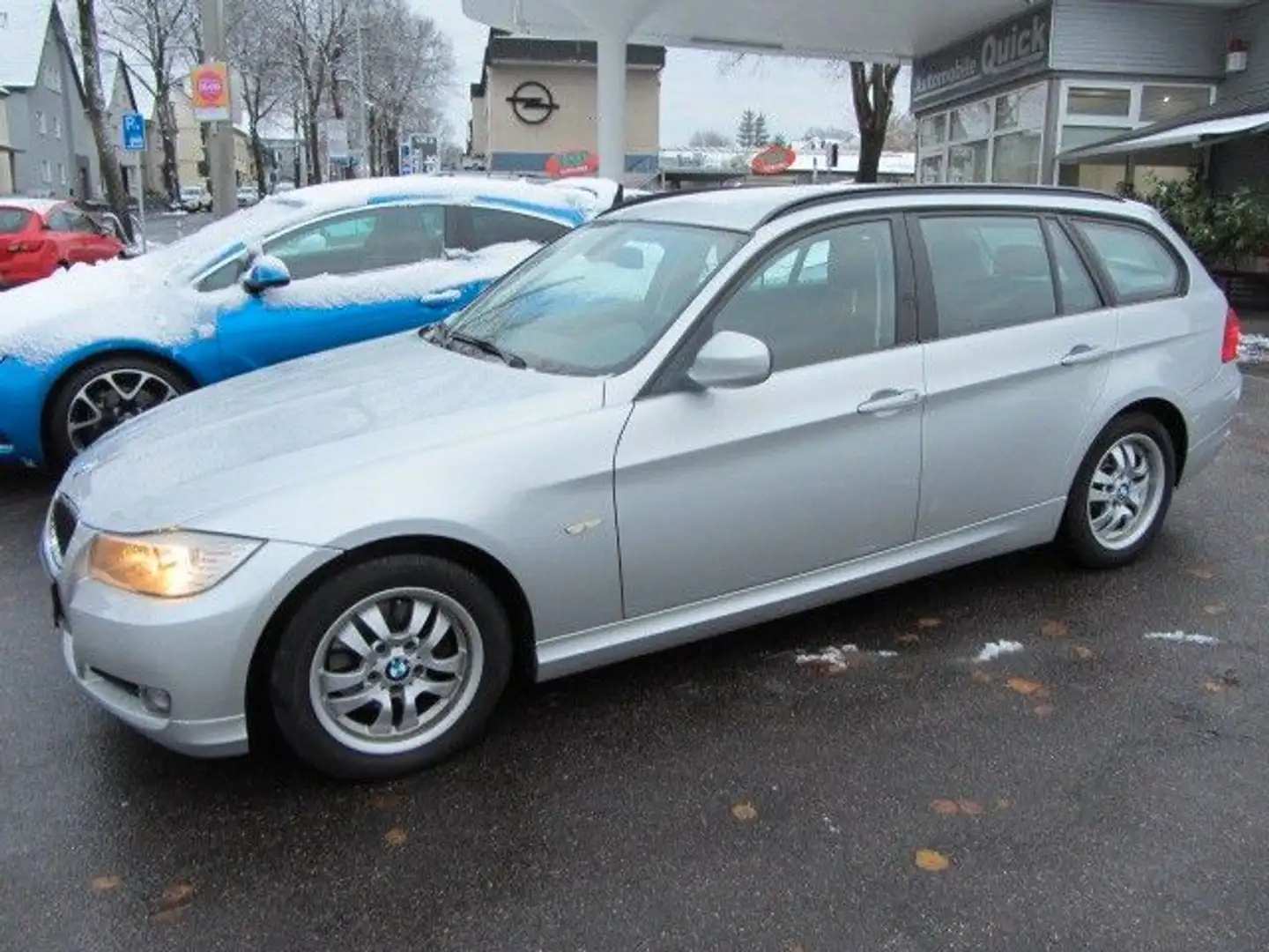 BMW 318 i Kliamaaut. Sitzheiz., PDC, Alu,  1 Hand Silber - 1