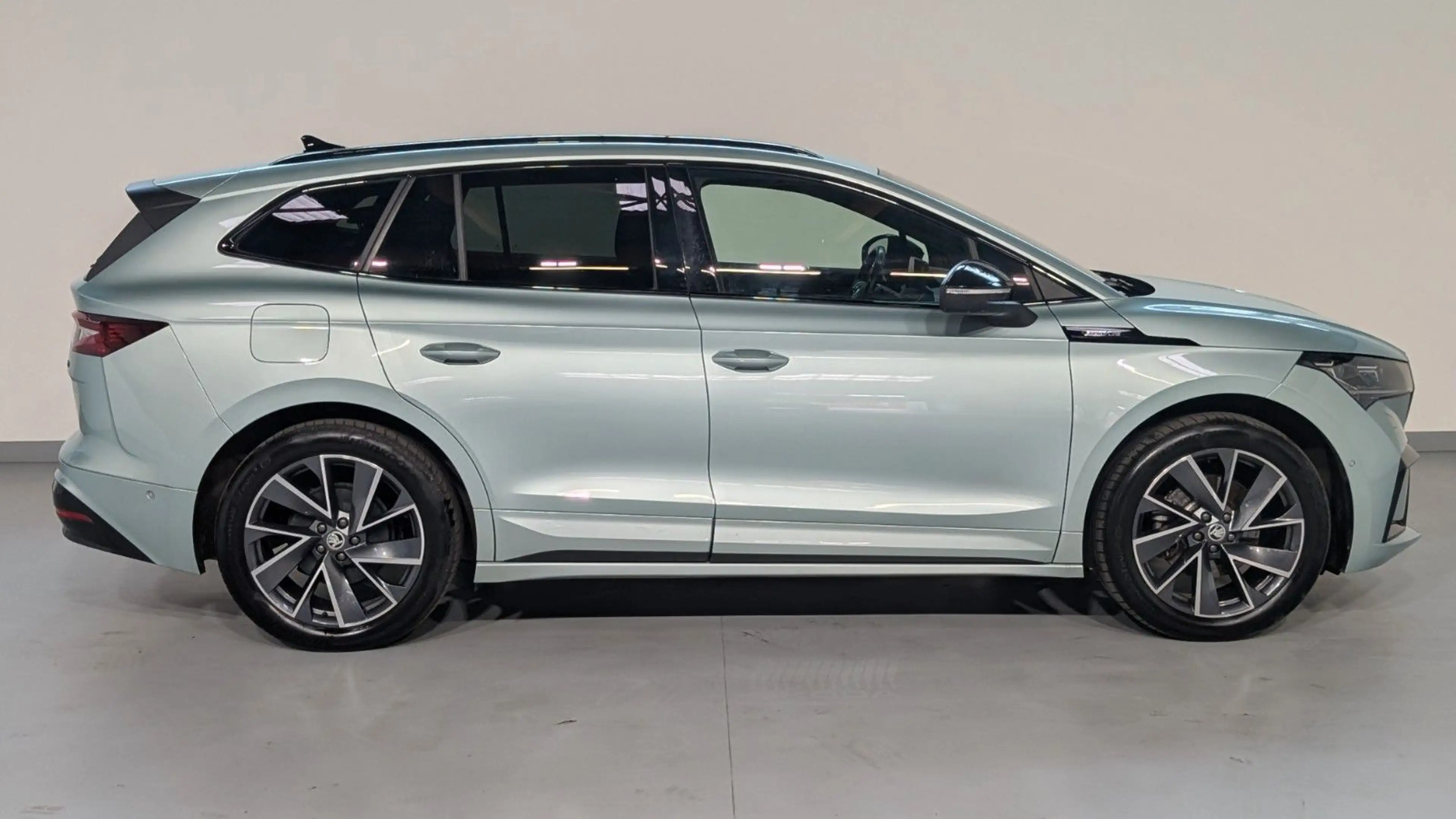 Skoda Enyaq 60 Sportline TRAVEL*CANTON*HUD*MEMO*360° — photo 8
