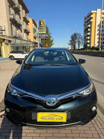 Toyota Auris Auris II 2015 1.8h Active cvt