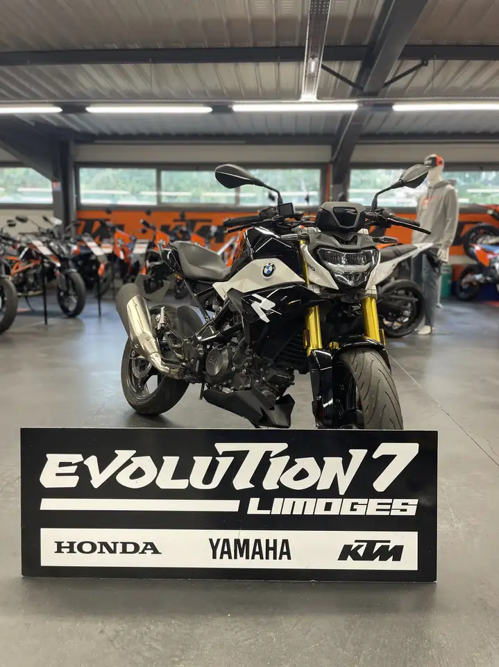 BMW G 310 R