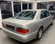 Mercedes-Benz E 320 Avantgarde 4MATIC Aut.*P.Vorbesitzer*NUR 45.000KM* Plateado - thumbnail 4