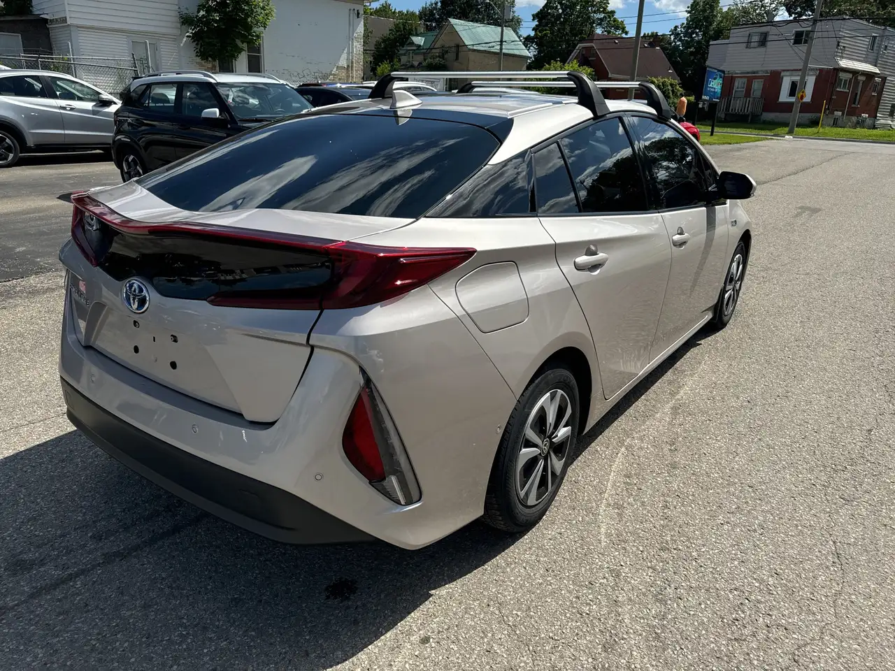 Toyota Prius Prime снимка Toyota Prius Prime