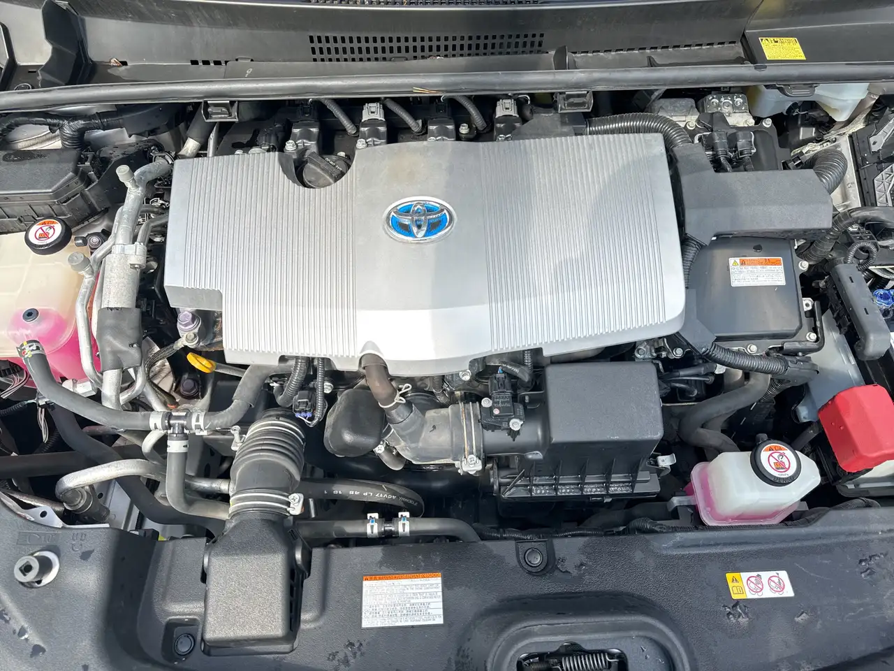 Toyota Prius Prime снимка Toyota Prius Prime