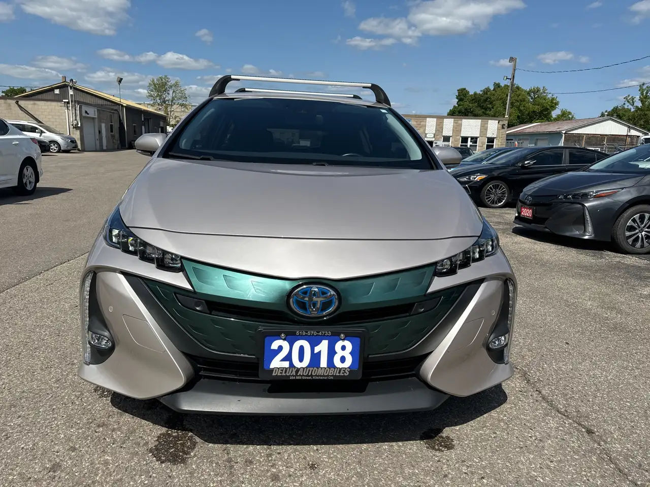 Toyota Prius Prime снимка Toyota Prius Prime