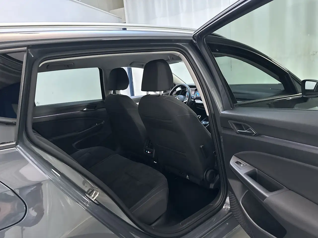 Volkswagen Golf 1.0 TSI Life Business Alcantara Sfeerverlichting C, миниатюра 18