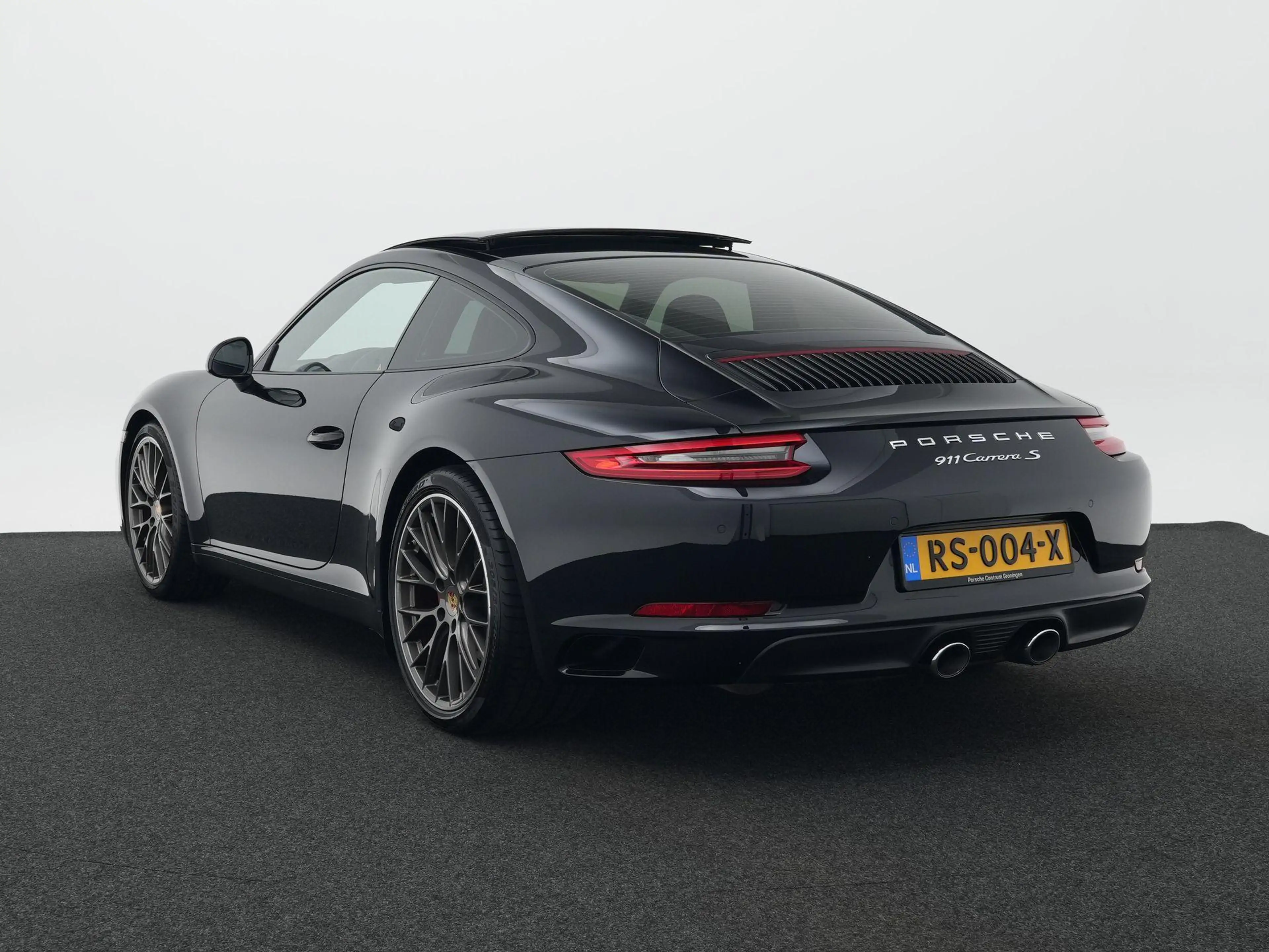 Porsche 991 Carrera S — photo 3