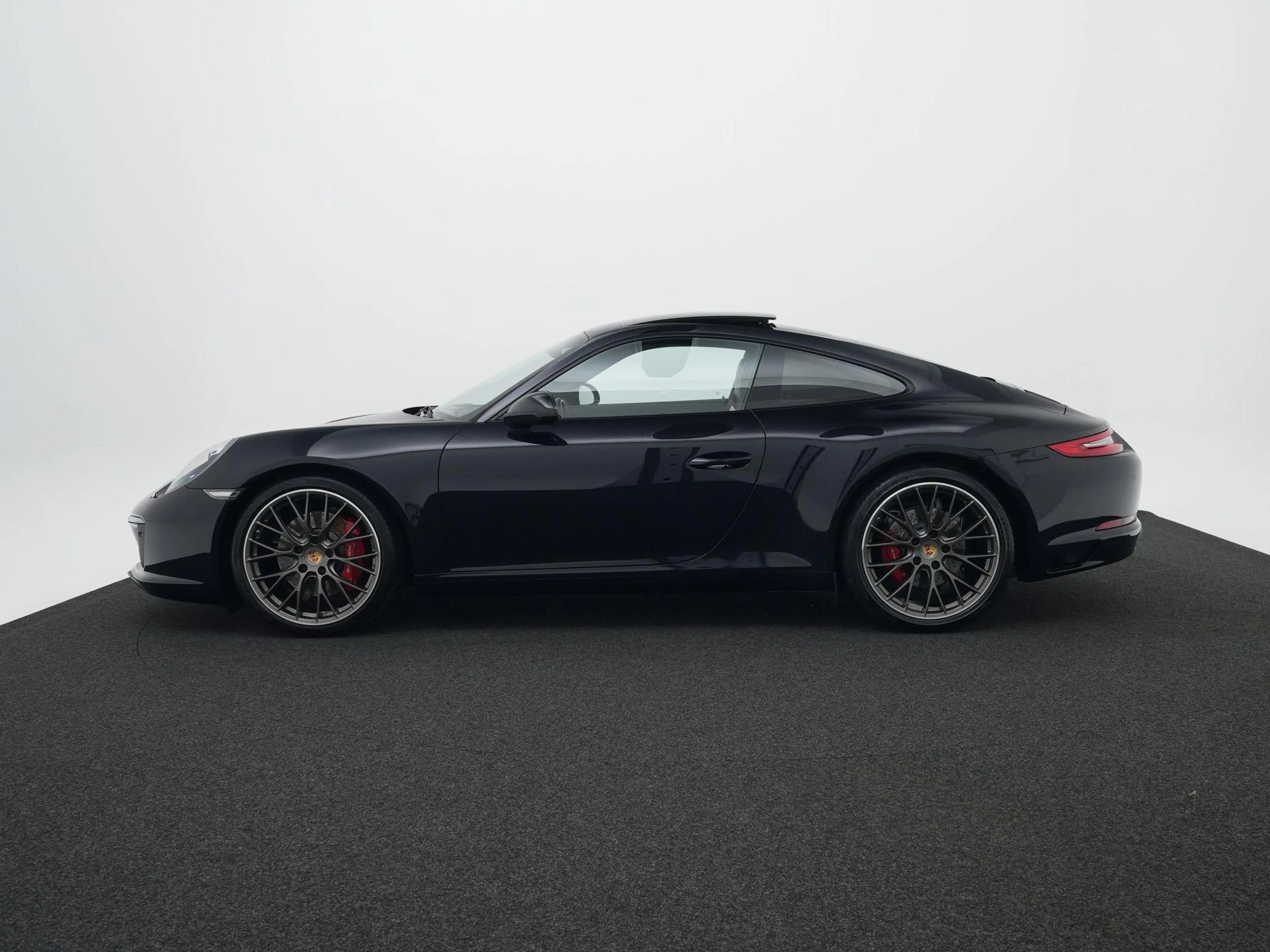 Porsche 991 Carrera S — photo 2
