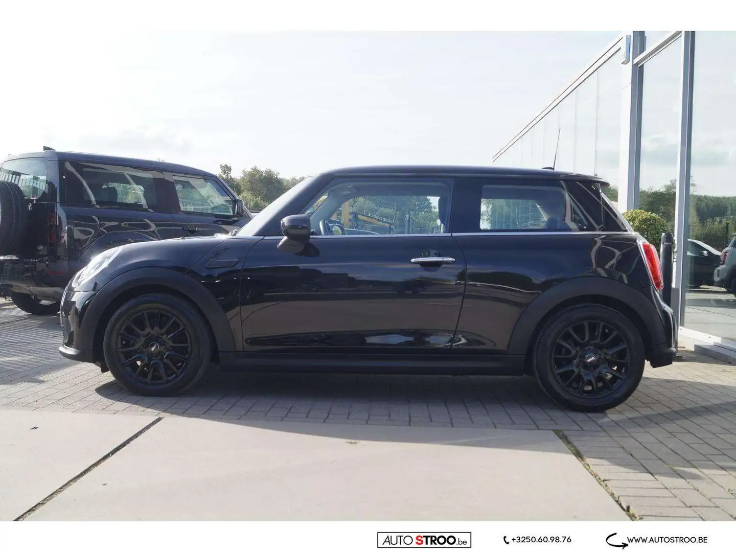 MINI Cooper 1.5 One Facelift l LED l CARPLAY l BLACKPACK Schwarz - 2
