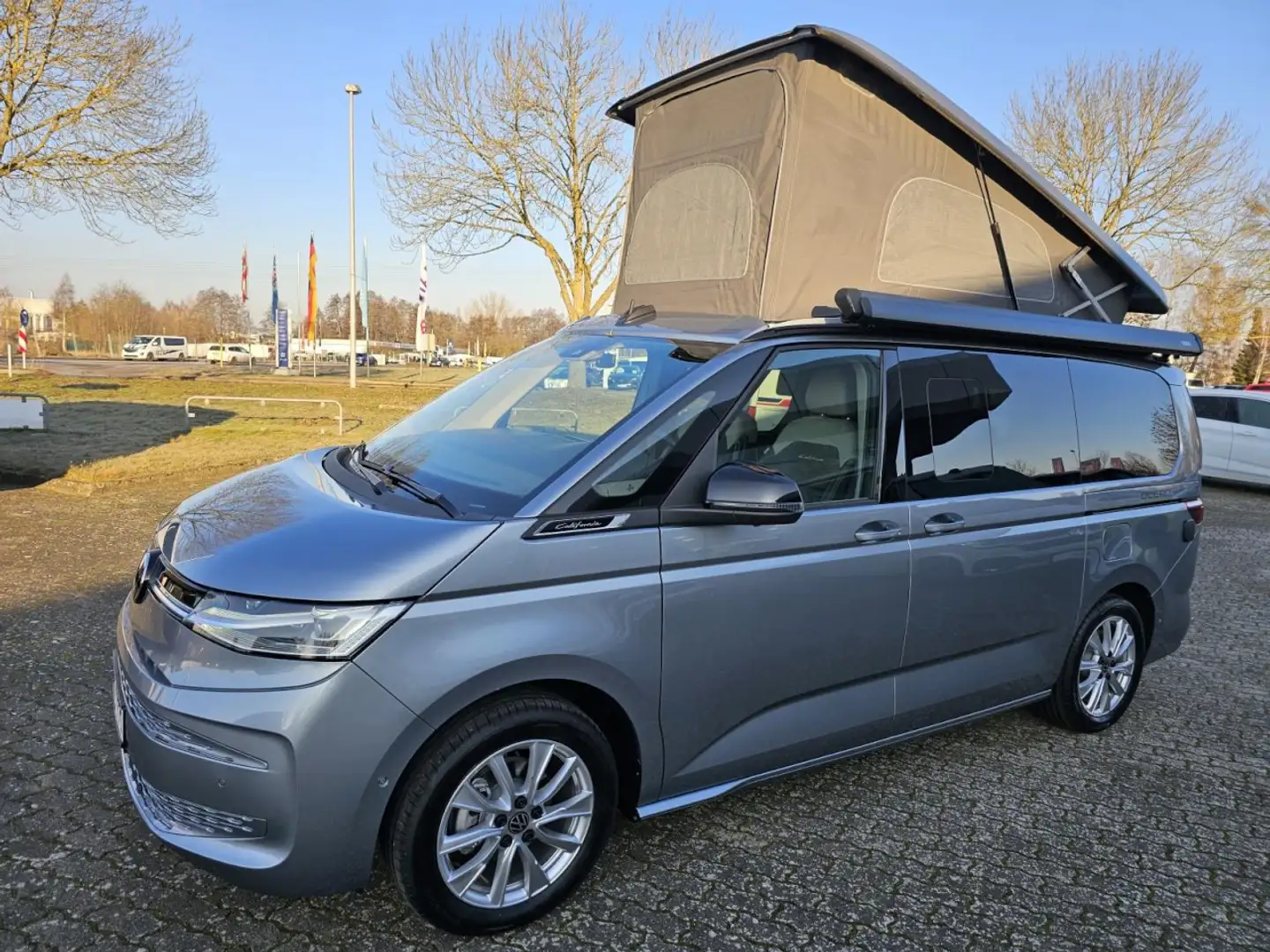 Volkswagen T7 California Ocean 2,0 l TDI 110 kW 7-Gang-DSG Klima Argent - 1