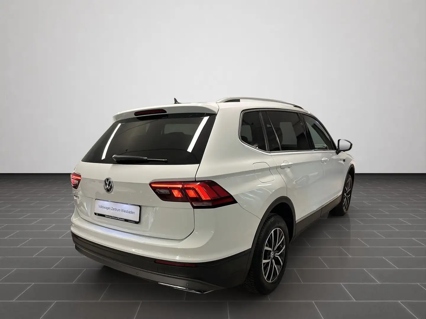 Volkswagen Tiguan Allspace Comfortline 1.5 TSI ACT OPF 110 Weiß - 2
