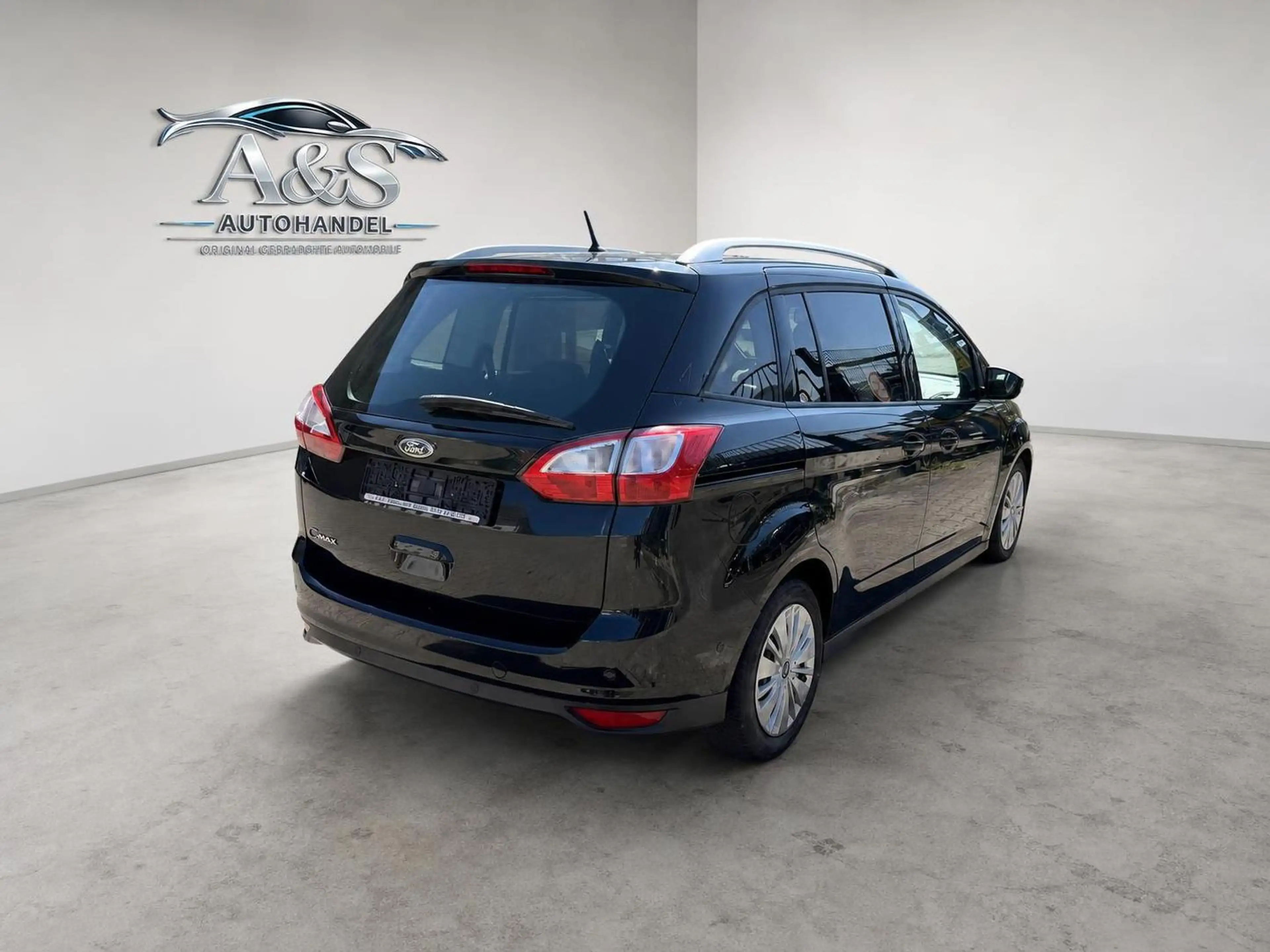 Ford Grand C-Max Business Edition — photo 6