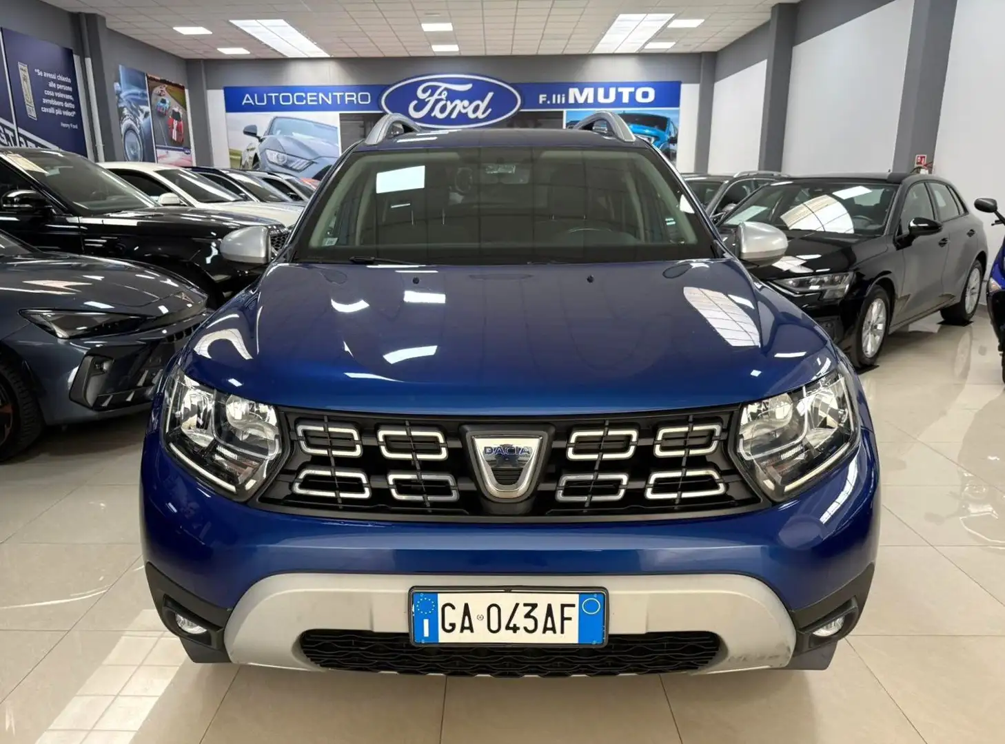 Dacia Duster 1.0 tce 15th Anniversary Eco-g 4x2 100cv GPL Blauw - 2