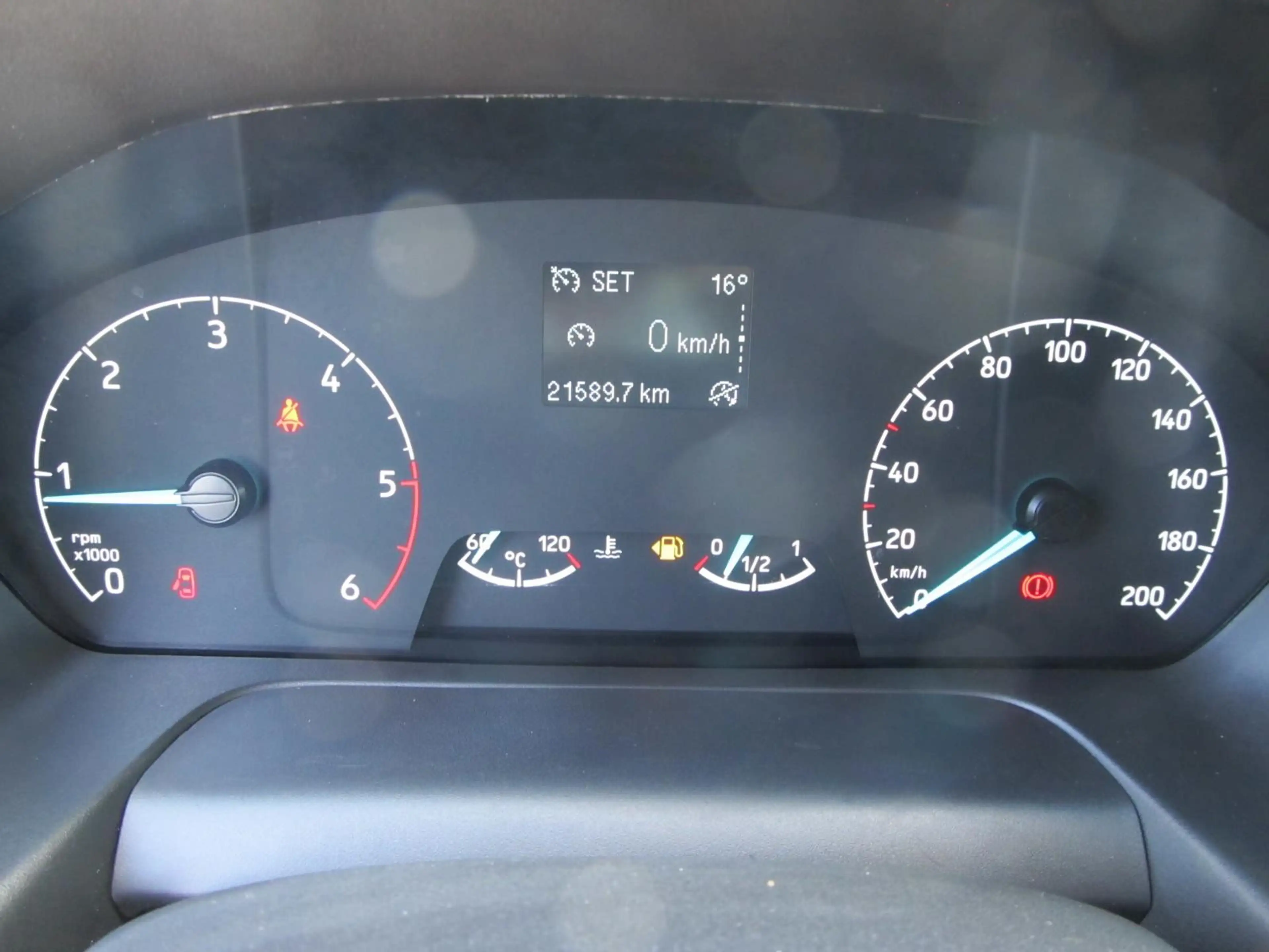 Ford Transit Custom Kombi 320 L2 Trend 9-Sitzer, Klima-v+h, PPS-h, Tem — photo 18