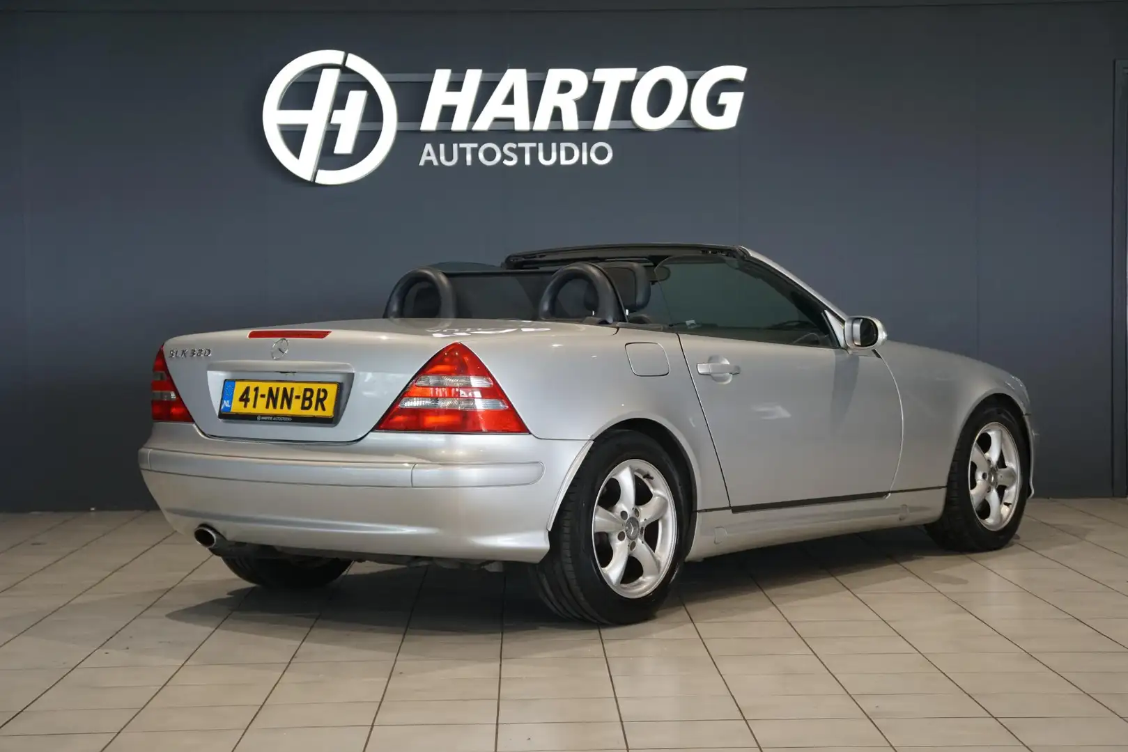Mercedes-Benz SLK 320 V6 218PK + AUT. / LEDER Grau - 2