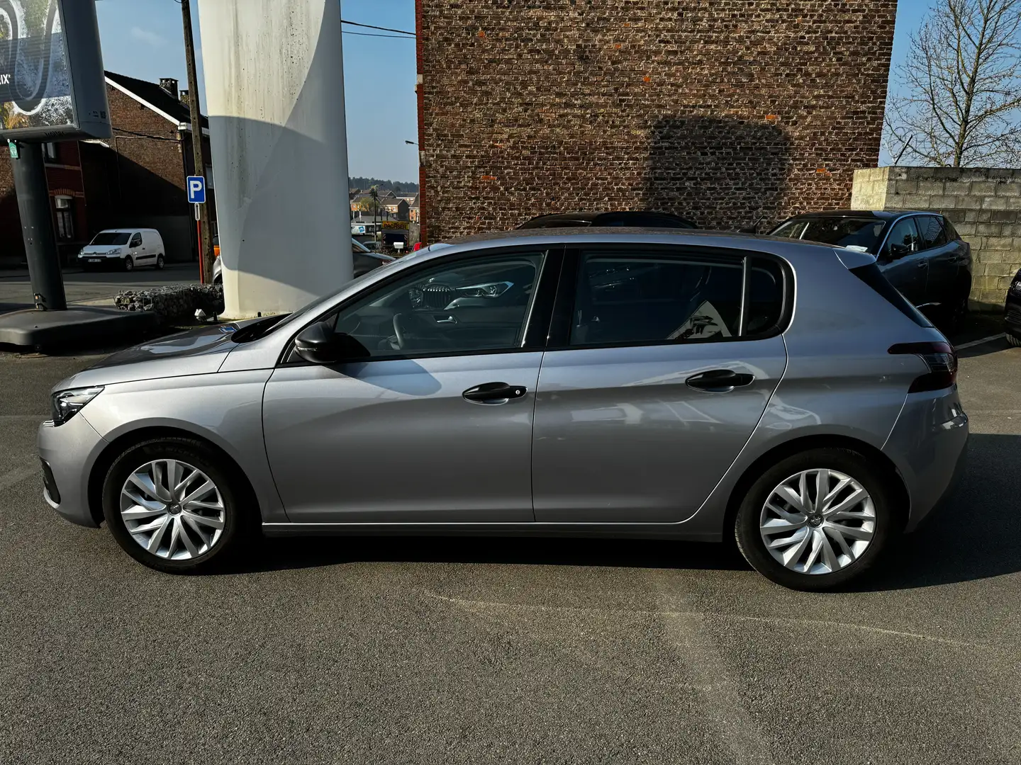 Peugeot 308 !! 3 ANS DE GARANTIE COMPLETE OFFERTS !! Zilver - 2