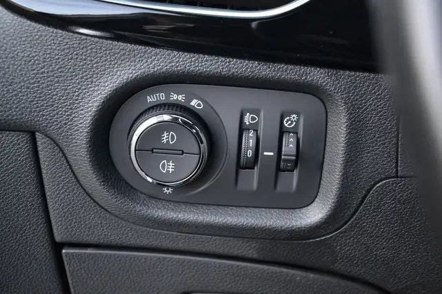 Opel Astra view 20