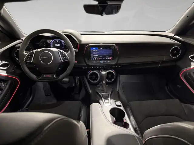 Chevrolet Camaro view 5