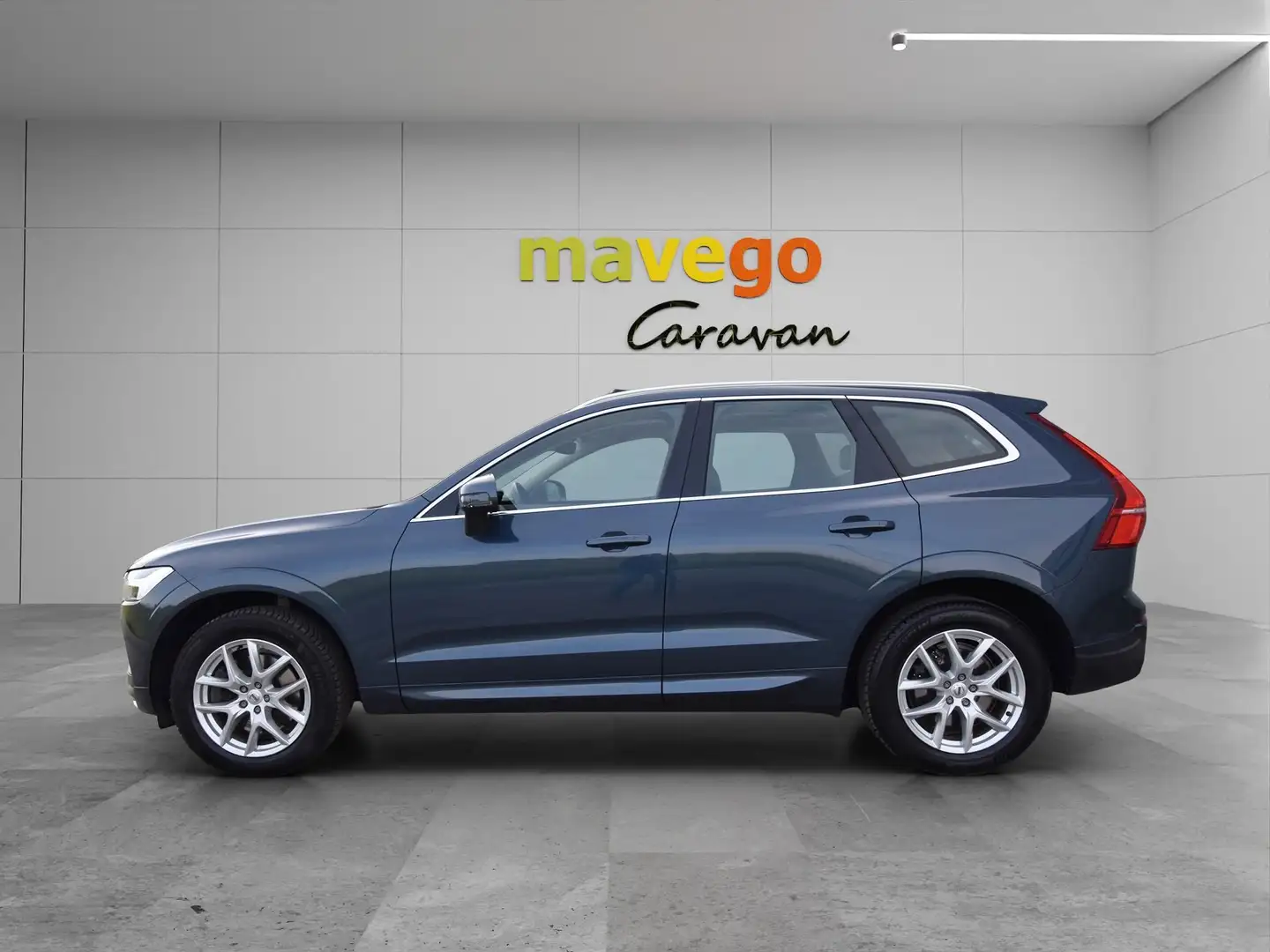 Volvo XC60 B4 Momentum Pro Geartronic    Blau - 2