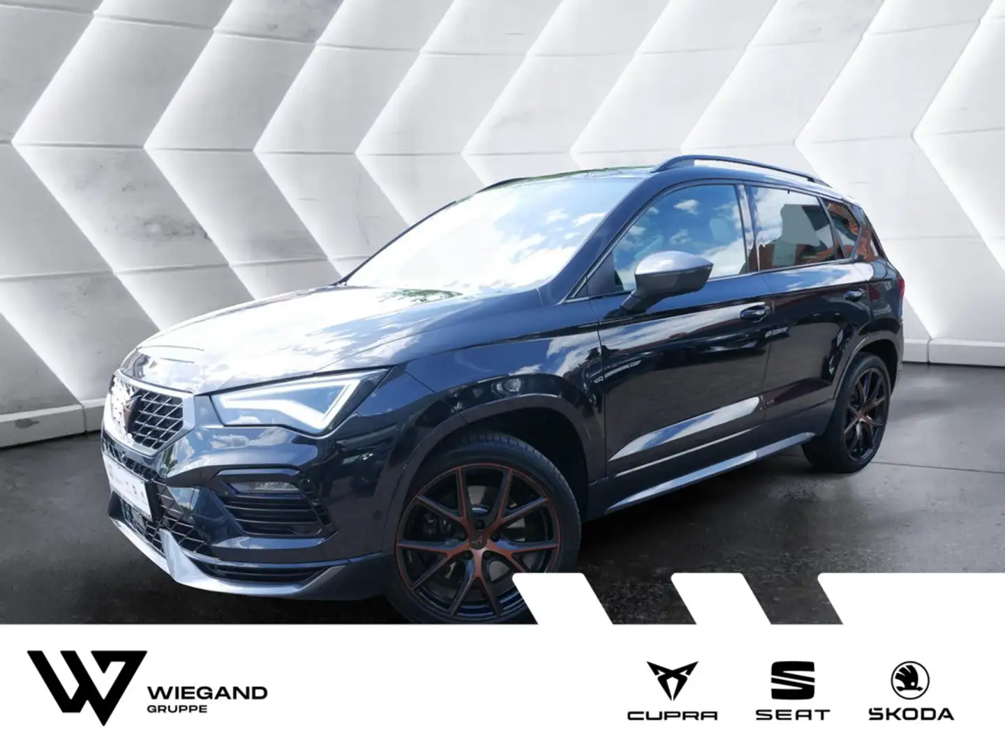 CUPRA Ateca 2.0 TSI 4Drive COPPER BEATS PANO AHK Schwarz - 1