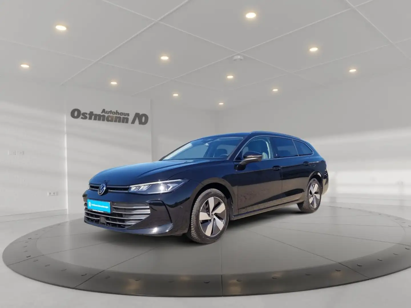 Volkswagen Passat Variant 1.5 eTSI W Business FLA Massage Schwarz - 1