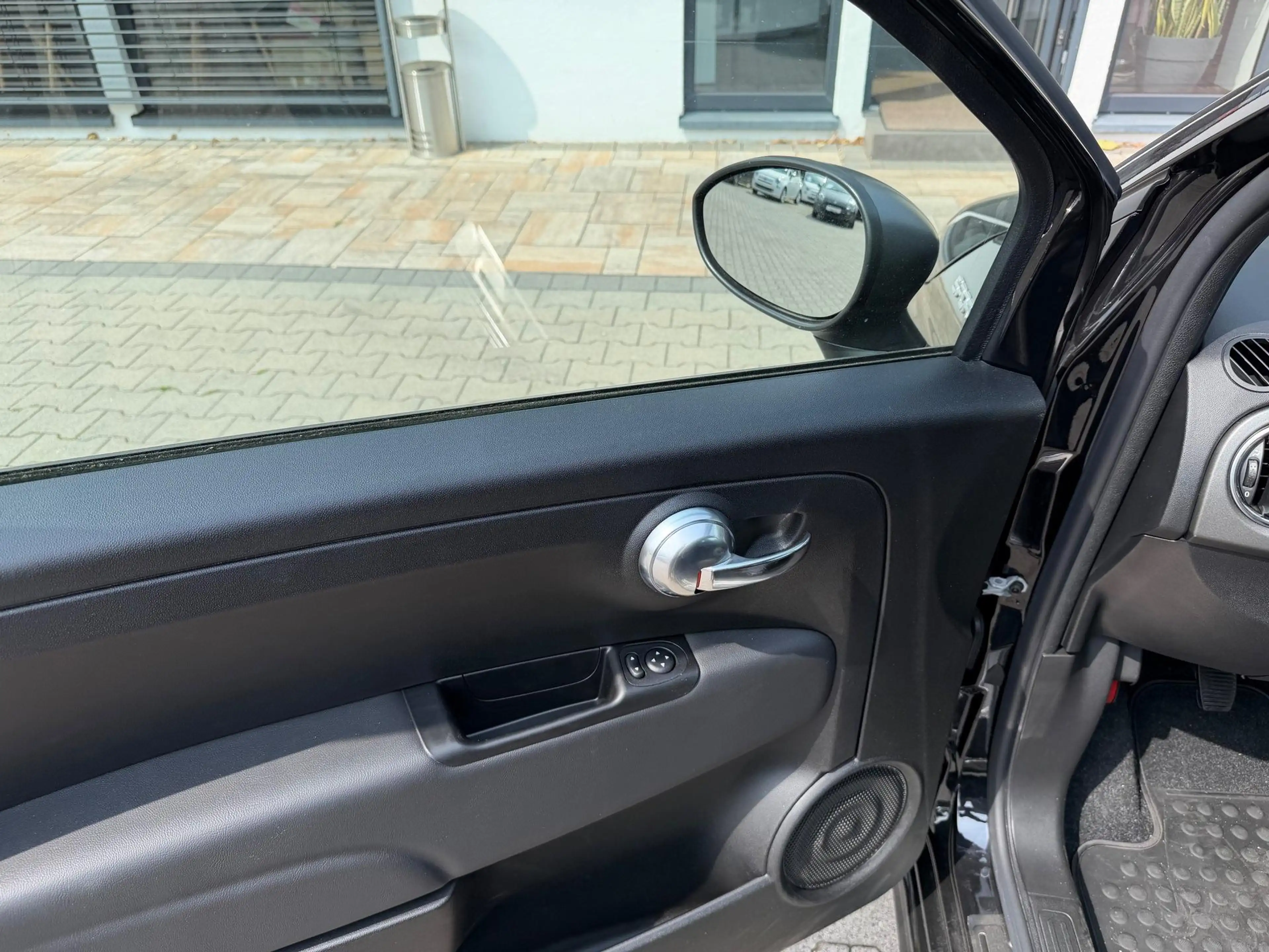 Fiat 500C 1.0 Mild Hybrid Sport 51 kW (70 PS), Schalt. 6-... — photo 6