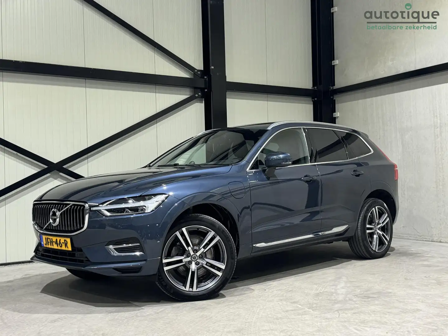 Volvo XC60 2.0 T8 Plug-in hybrid AWD Inscription Aut. | panor Blauw - 1