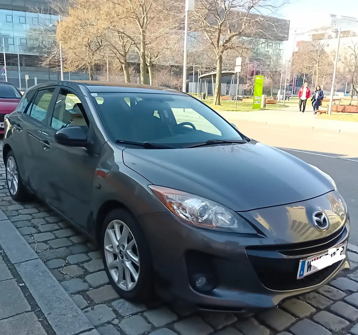 Mazda 3 Sport CD116 Takumi II Grau - 1
