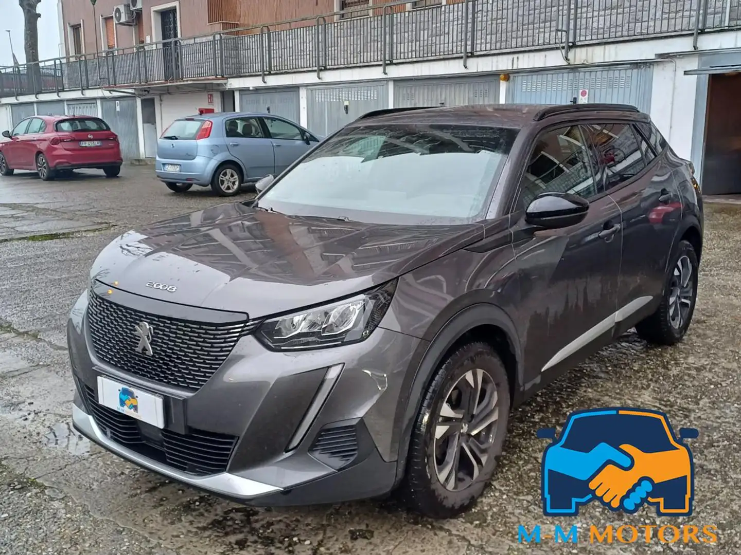 Peugeot 2008 PureTech 100 S&S Allure Grau - 1