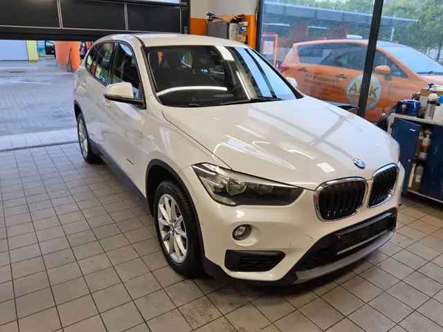 BMW X1 sDrive 18 i Advantage