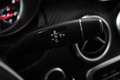 Mercedes-Benz A 180 Prestige AMG Automaat (NAVIGATIE, STOELVERWARMING, Wit - thumbnail 15