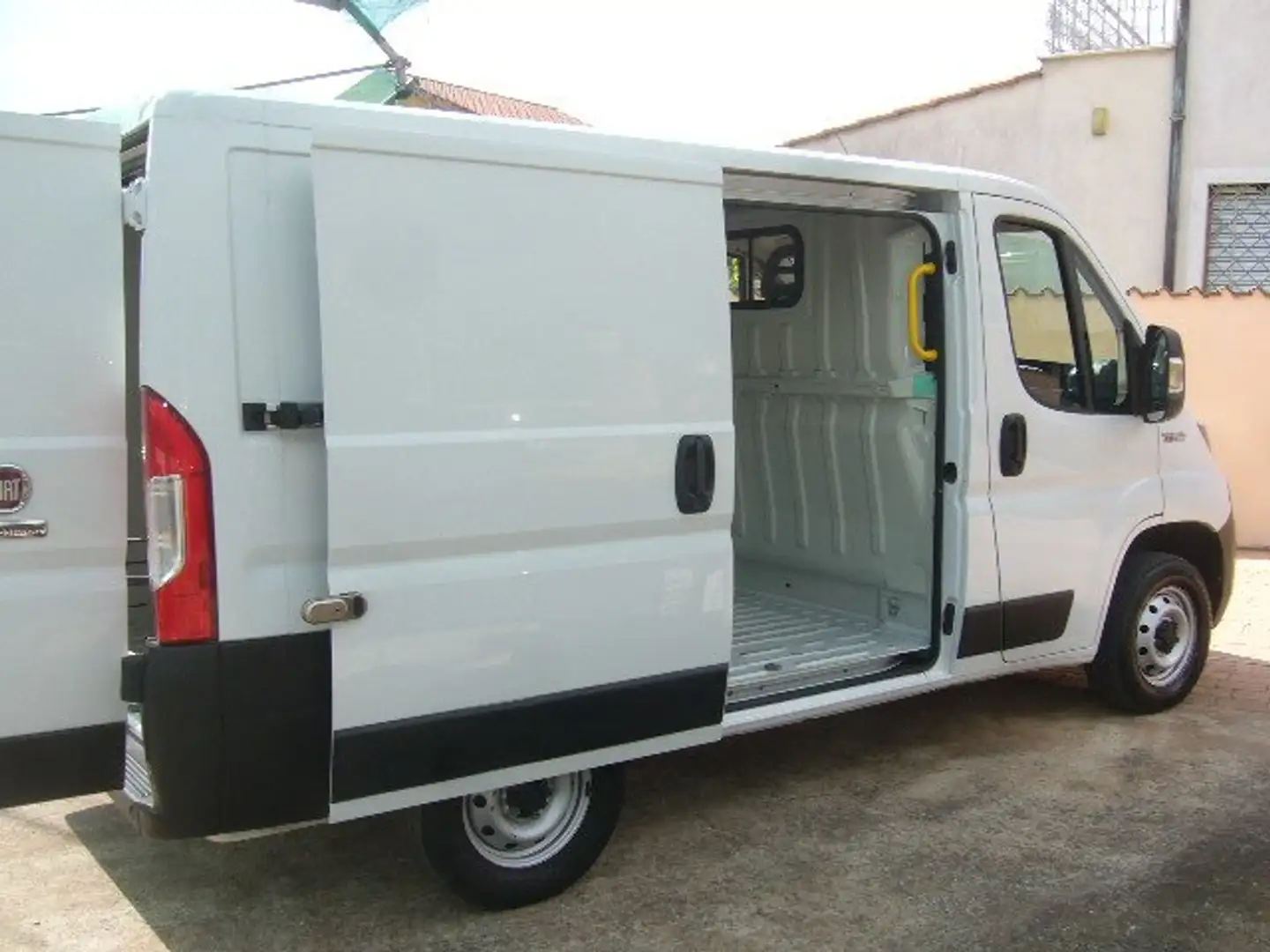 Fiat Ducato 28 ch1 2.3 M.JET 120CV E6DTEM Bianco - 2