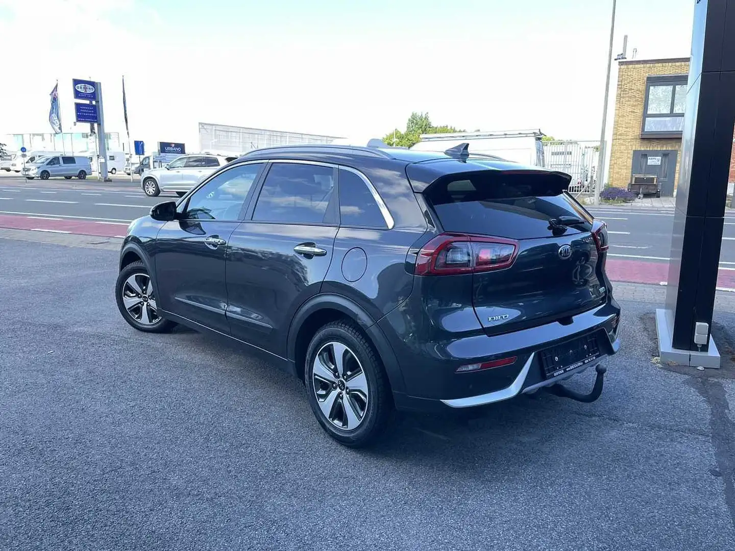 Kia Niro HEV 1.6 Fusion DCT Schwarz - 2