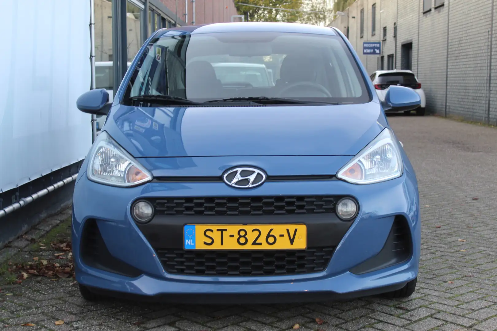 Hyundai i10 1.0i Comfort Apple carplay/ Android auto l Cruise Blauw - 2