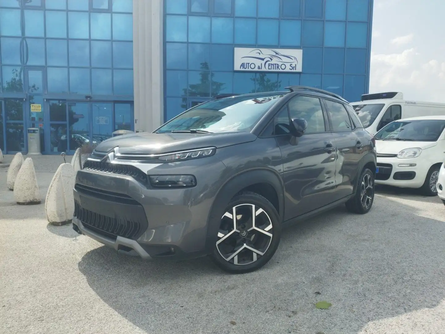 Citroen C3 Aircross 1.5 bluehdi Shine Pack Grigio - 1