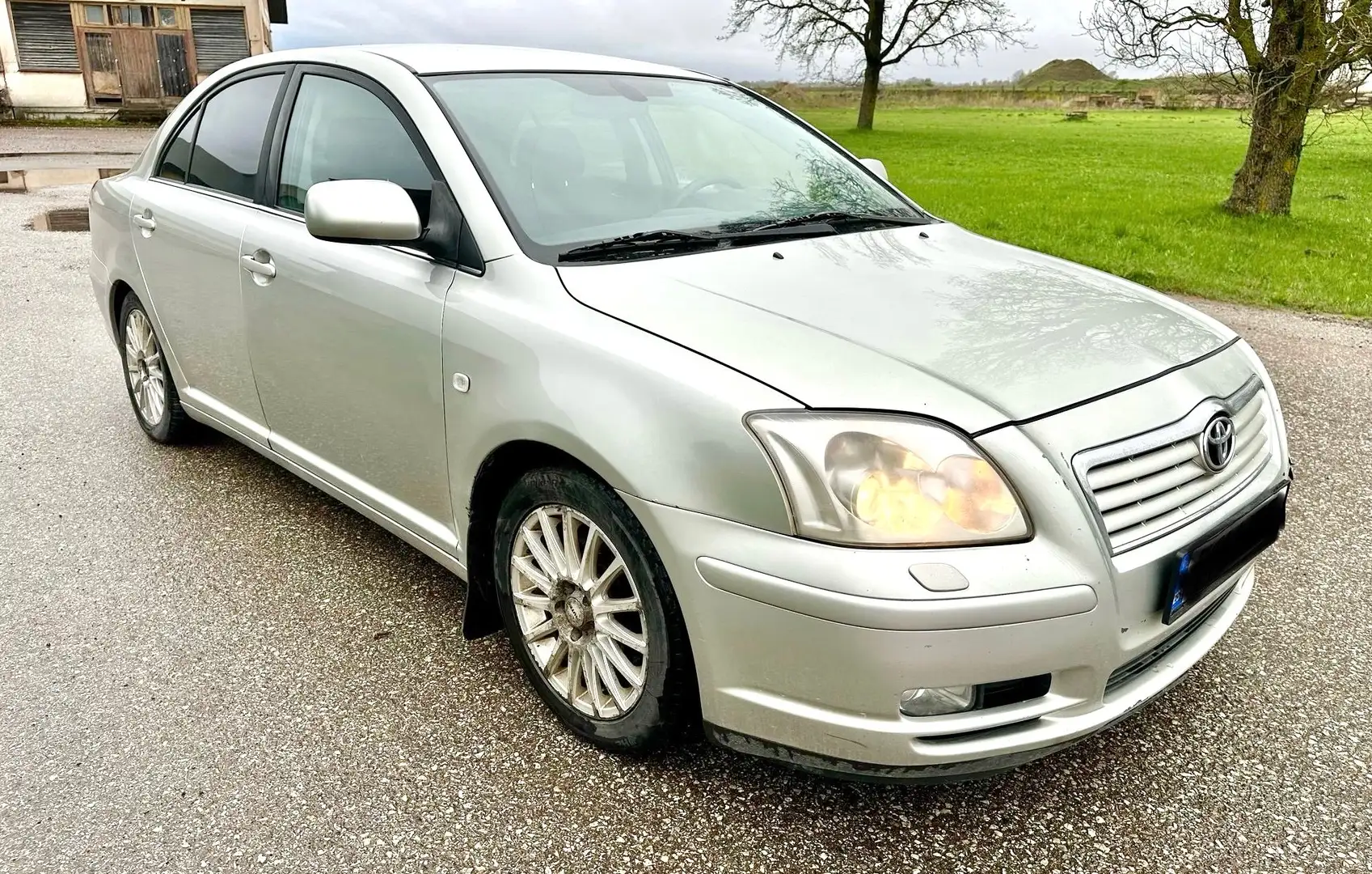 Toyota Avensis 2.0 VVT-i Automatik Sol Gold - 1