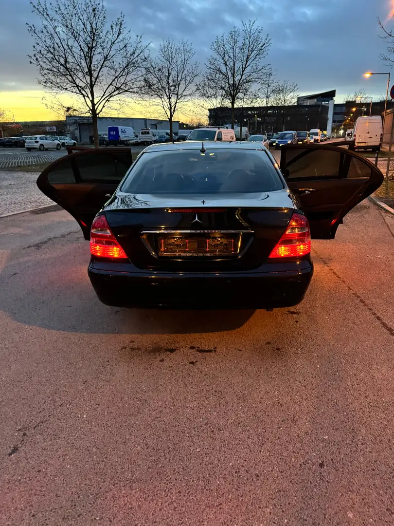 Mercedes-Benz E 240 E 240 (211.061) Schwarz - 2