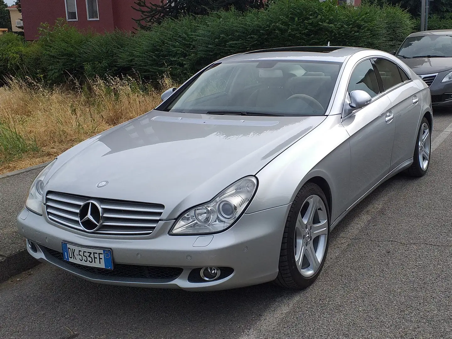 Mercedes-Benz CLS 320 320cdi sport Grijs - 1