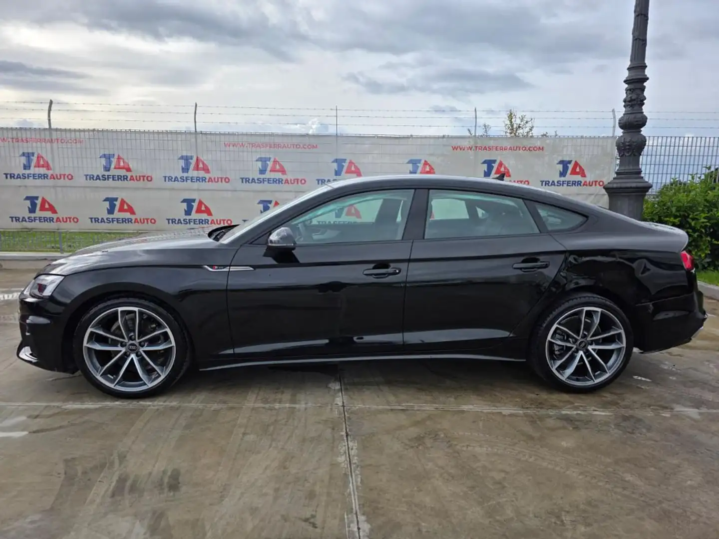 Audi A5 35 TDI S tronic S line edition Nero - 2