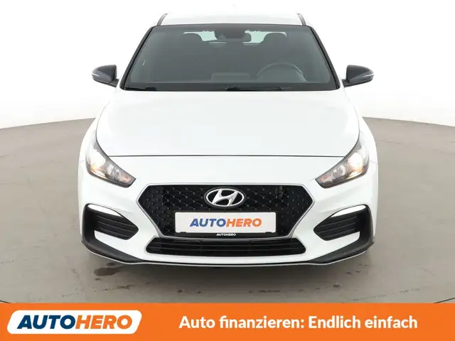 Hyundai i30 view 9