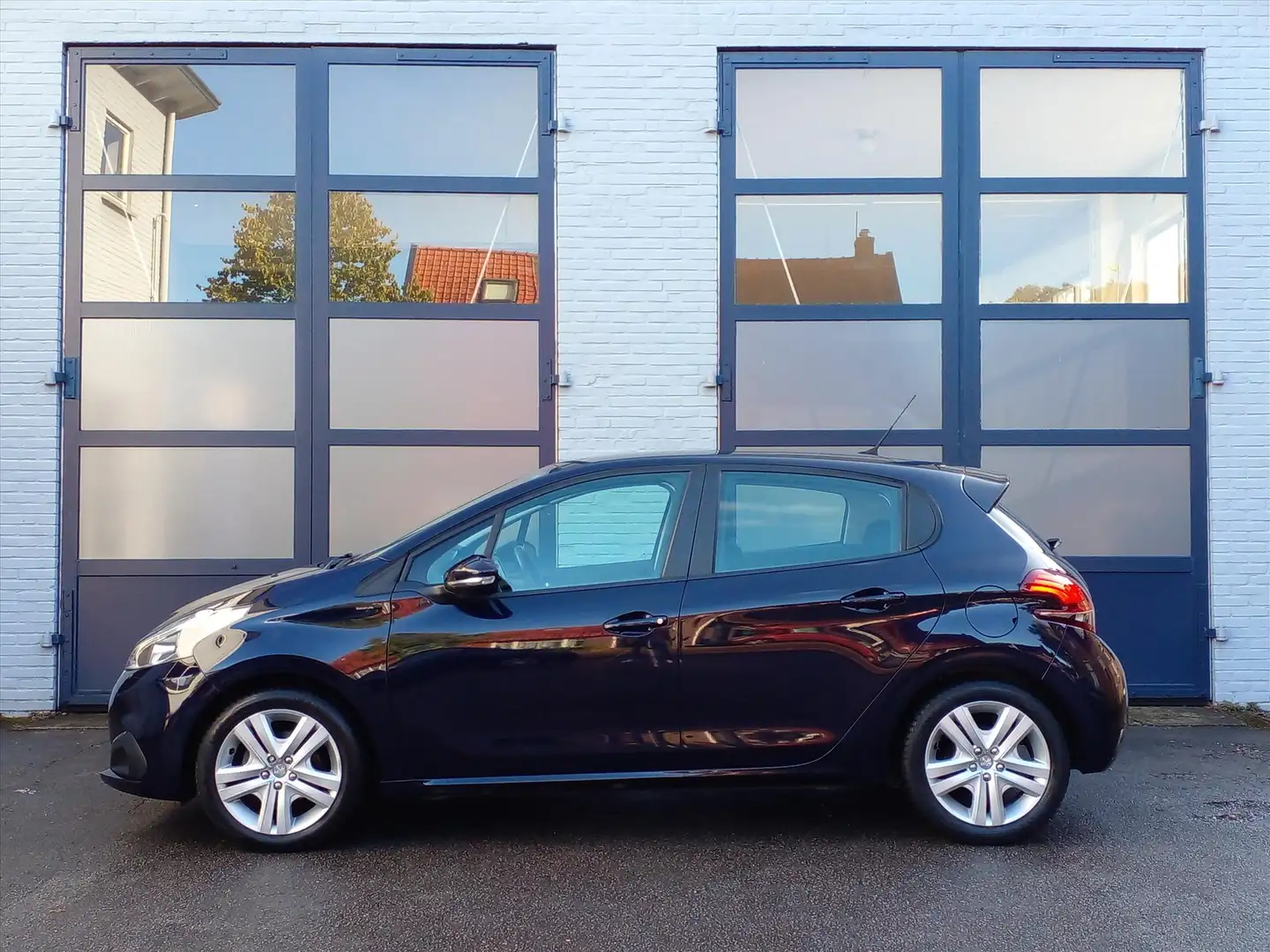 Peugeot 208 1.2 Puretech 82pk Signature | Origineel NL | Bleu - 2