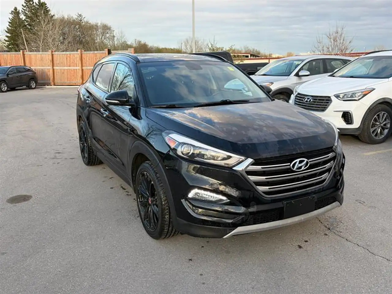 Hyundai TUCSON снимка Hyundai TUCSON