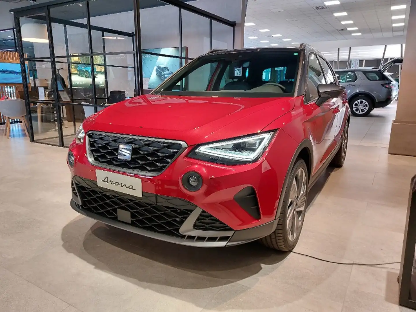 SEAT Arona 1.0 EcoTSI FR Rosso - 1