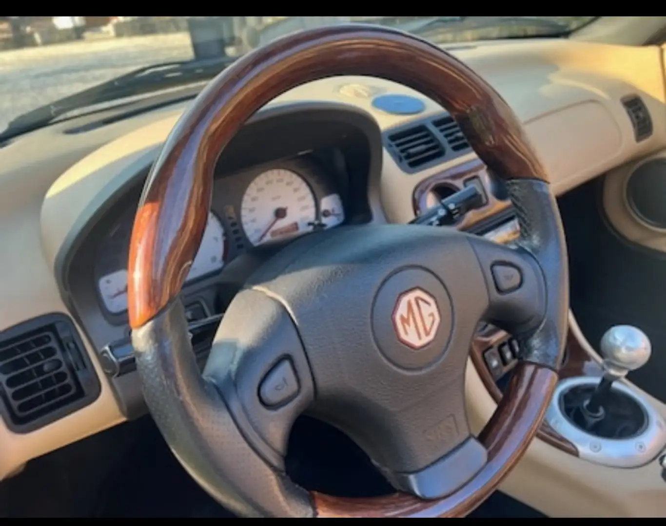 MG TF 1.8 135 Bleu - 1