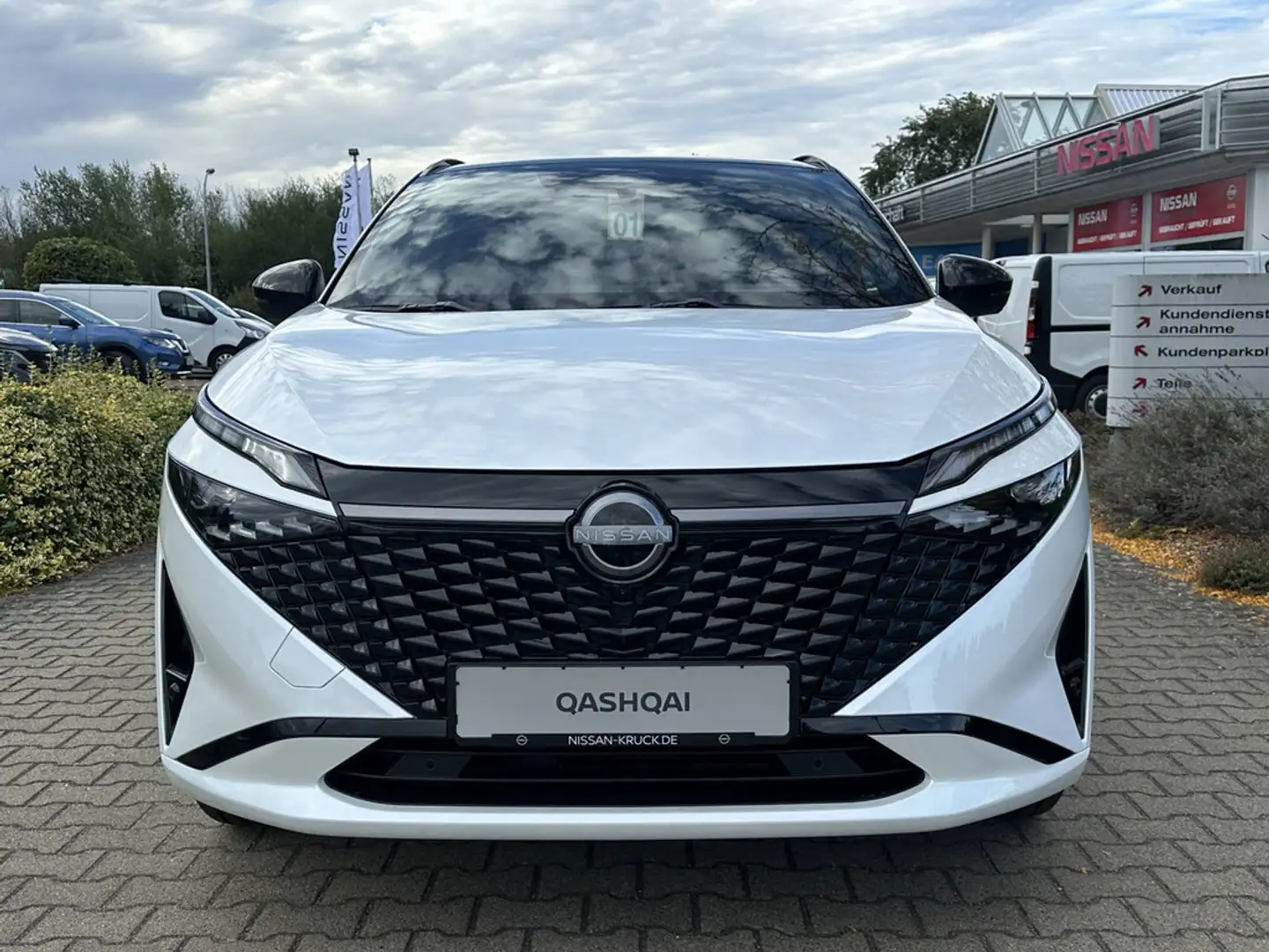 Nissan Qashqai MY25 1.5 e-POWER 205 PS 4x2 N-Design Komfort plus PGD Bose Blanc - 2