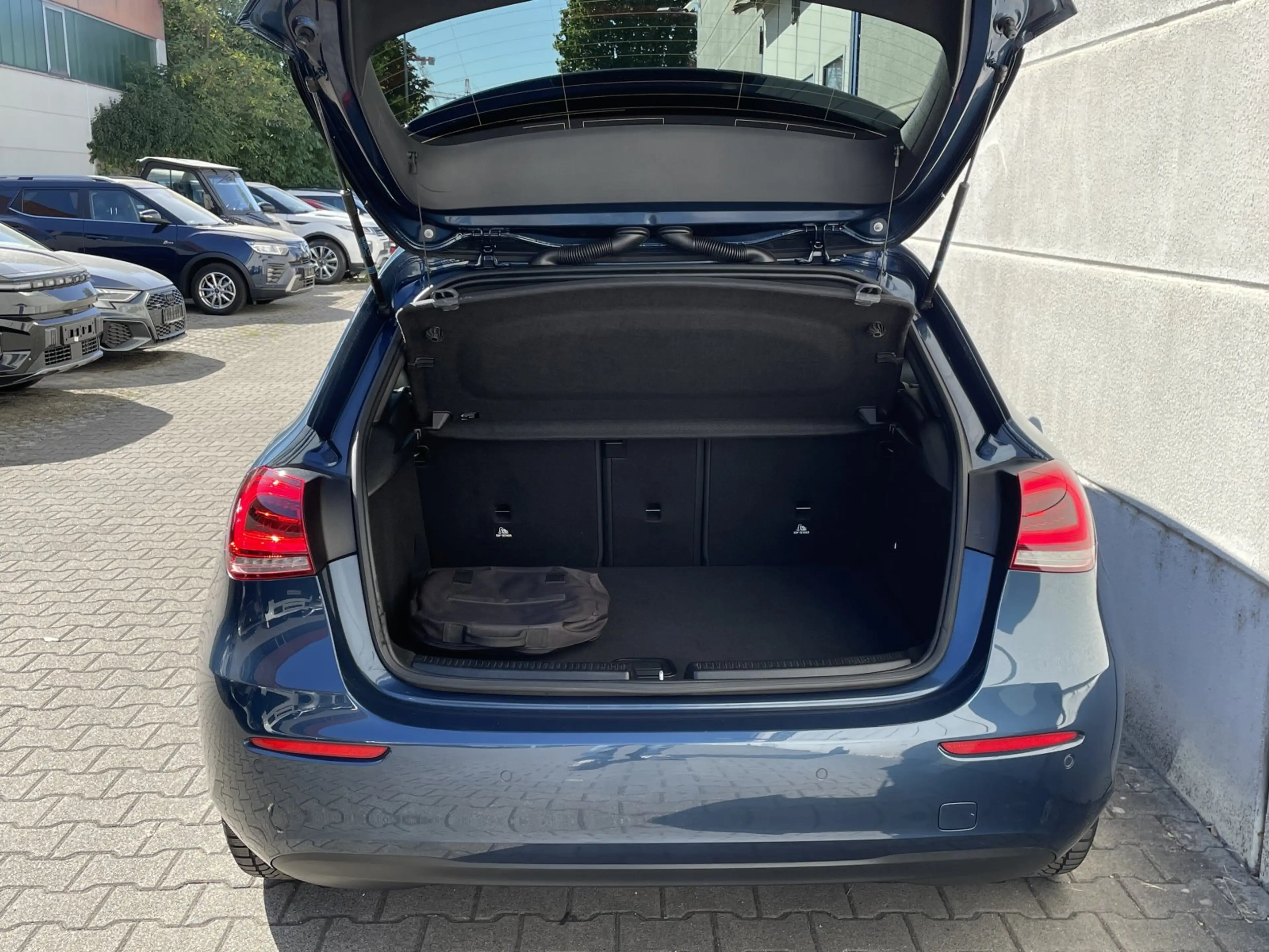 Mercedes-Benz A 250 E Buisness Solution Tmat Rkam Shz Nav — photo 10