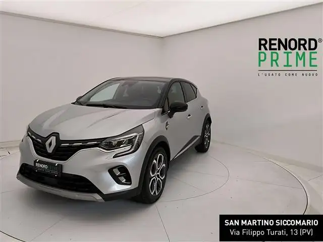 Renault Captur 1.6 E-Tech full hybrid Techno 145cv auto