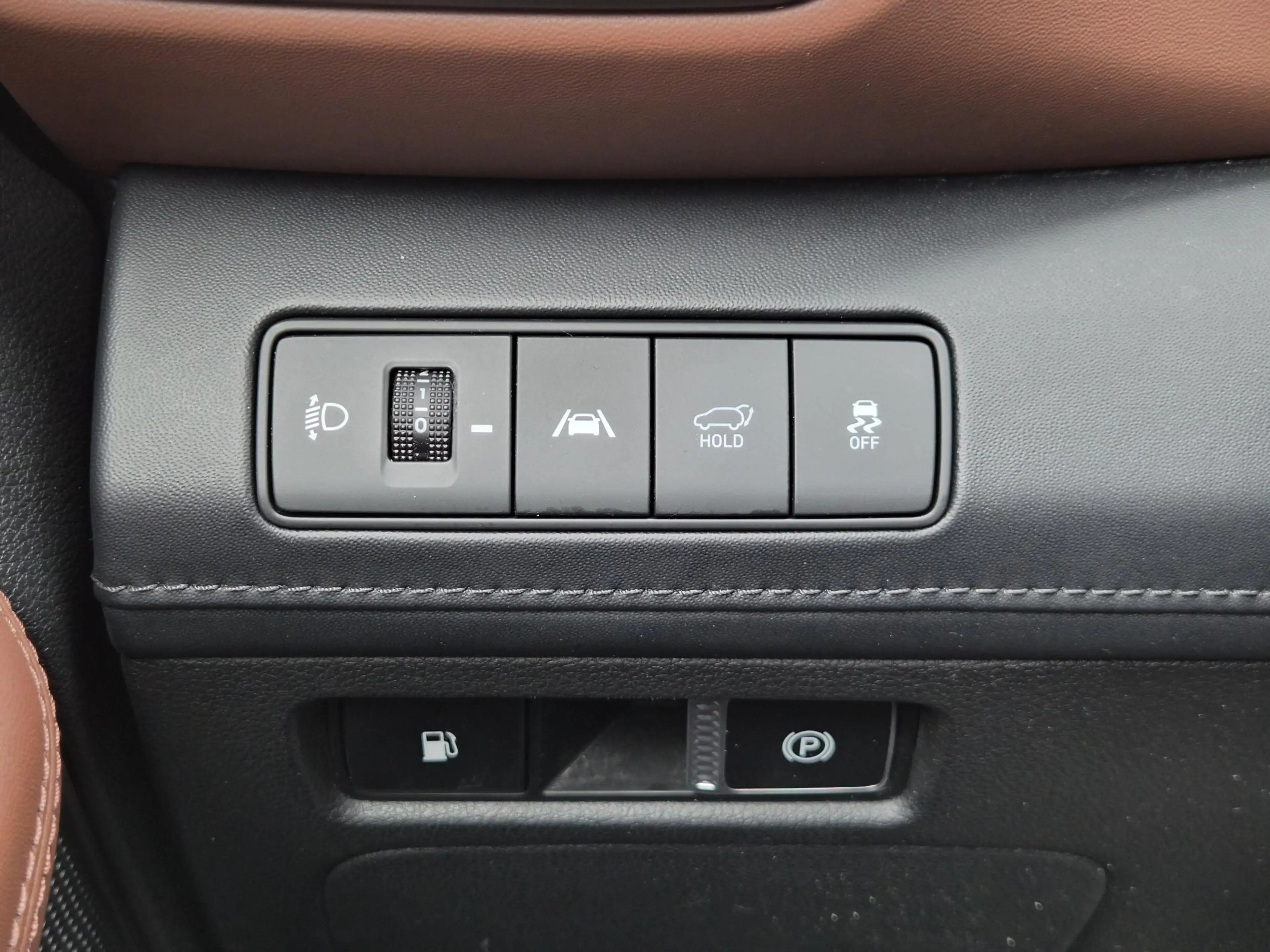 Hyundai SANTA FE 1.6 T-GDI PHEV Premium Sky / SOH 100% / Dealer ond — photo 44