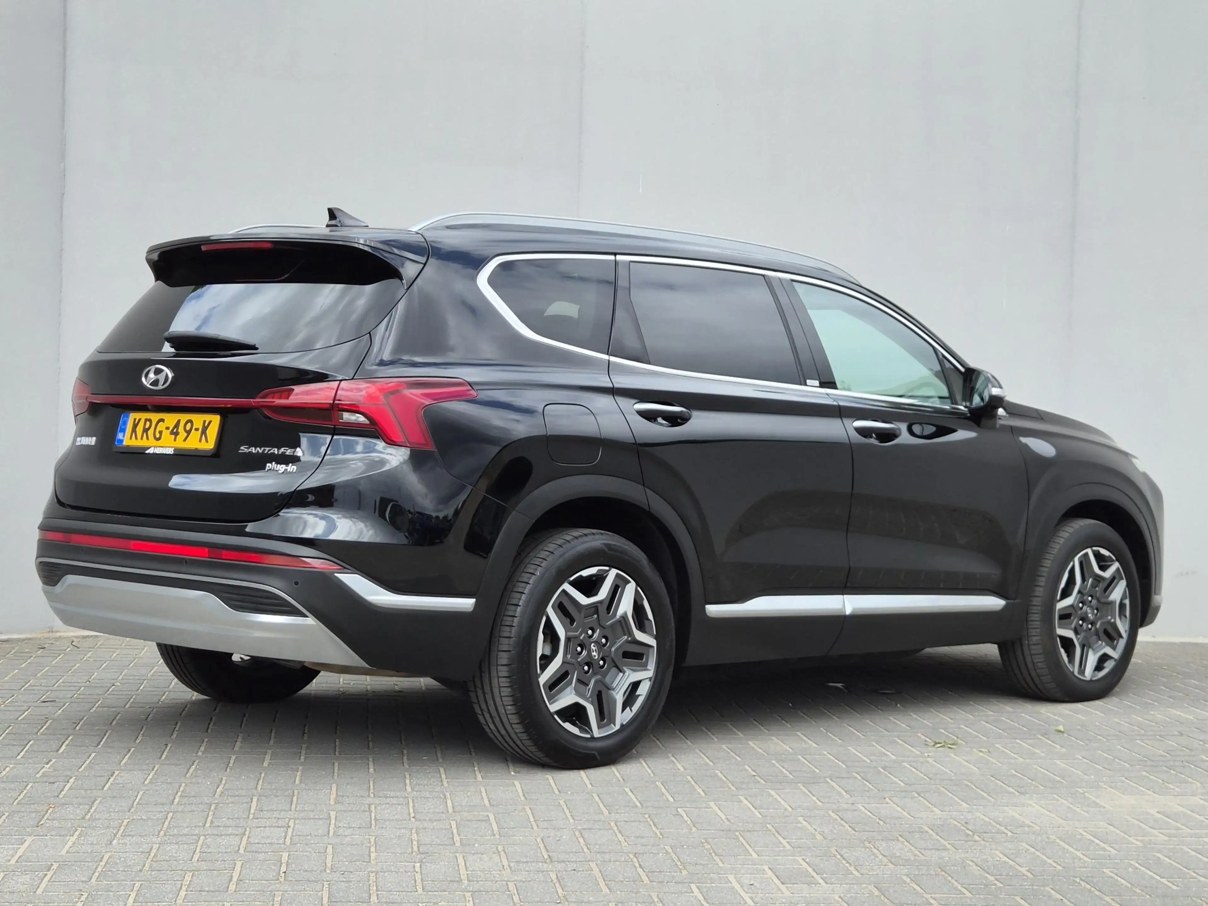 Hyundai SANTA FE 1.6 T-GDI PHEV Premium Sky / SOH 100% / Dealer ond — photo 3