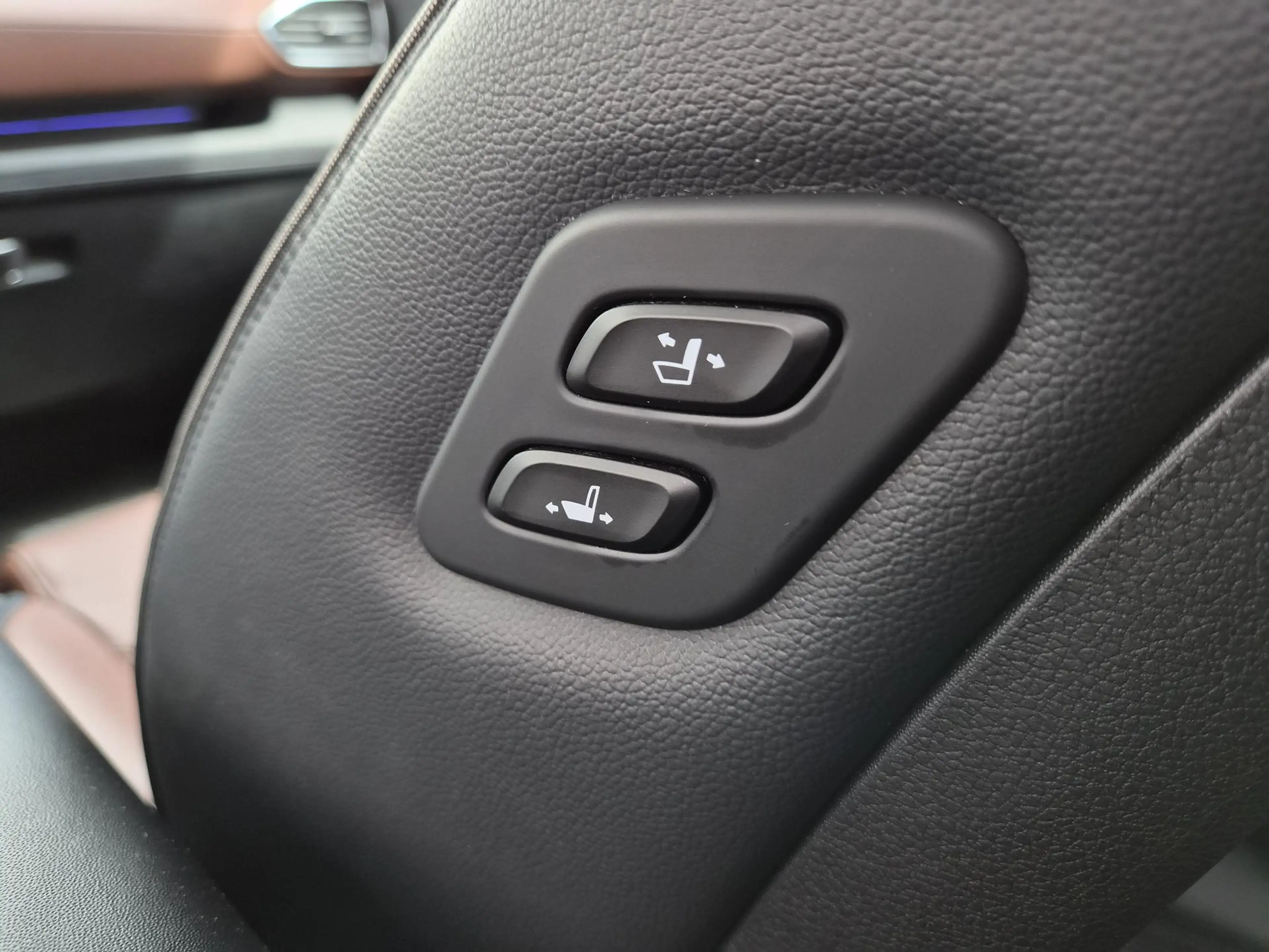 Hyundai SANTA FE 1.6 T-GDI PHEV Premium Sky / SOH 100% / Dealer ond — photo 37
