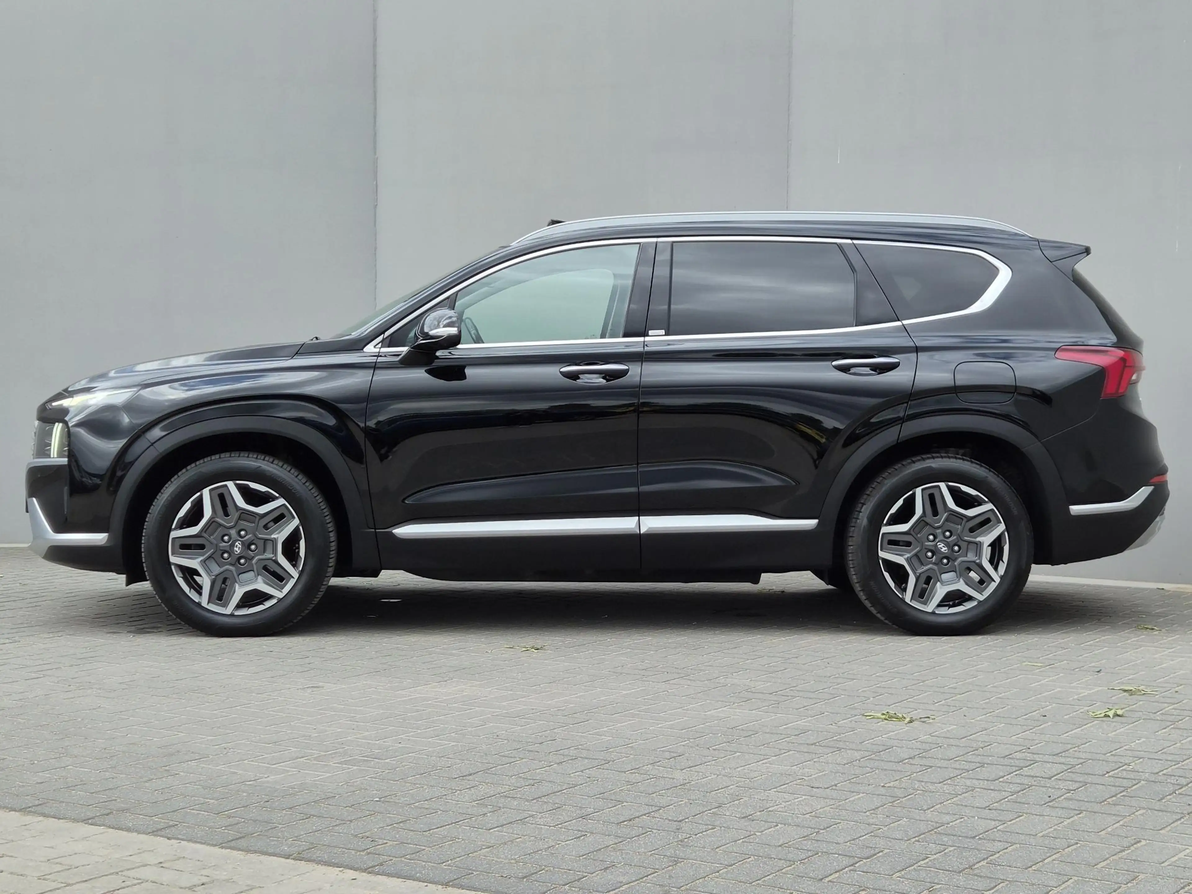 Hyundai SANTA FE 1.6 T-GDI PHEV Premium Sky / SOH 100% / Dealer ond — photo 13